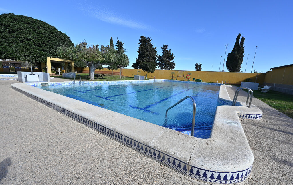 25- PISCINA COMUNITARIA 2